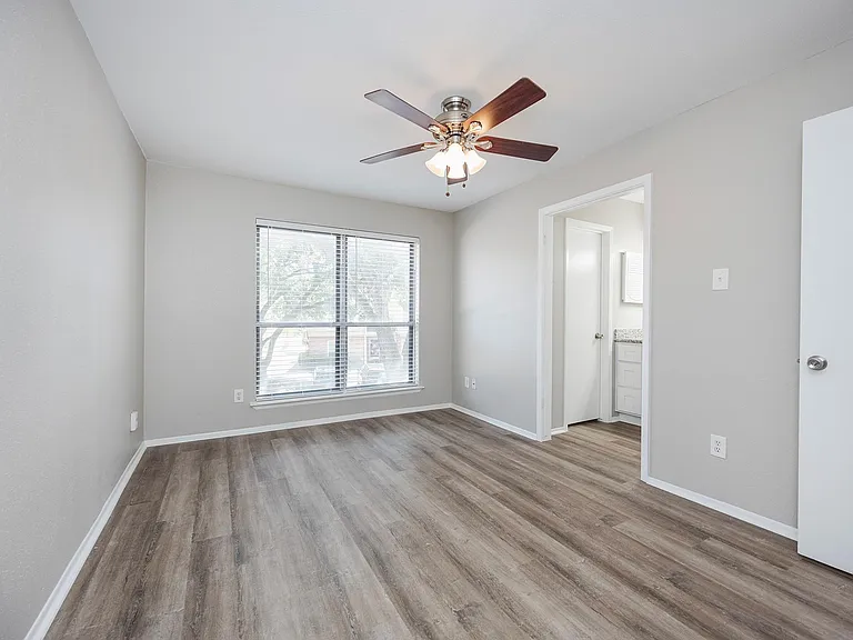 5005 Georgi Ln #174 — Photo 29