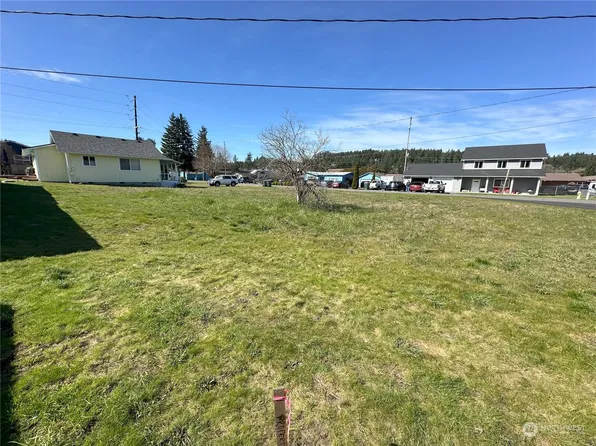 475 Garfield Avenue E, Tenino, WA 98589