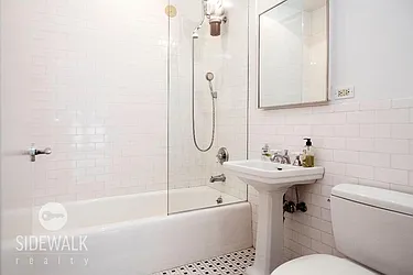 Rented by Sidewalk Realty LLC