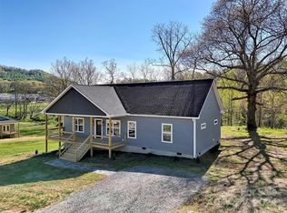 165 Ridge View Dr #19, Clyde, NC 28721