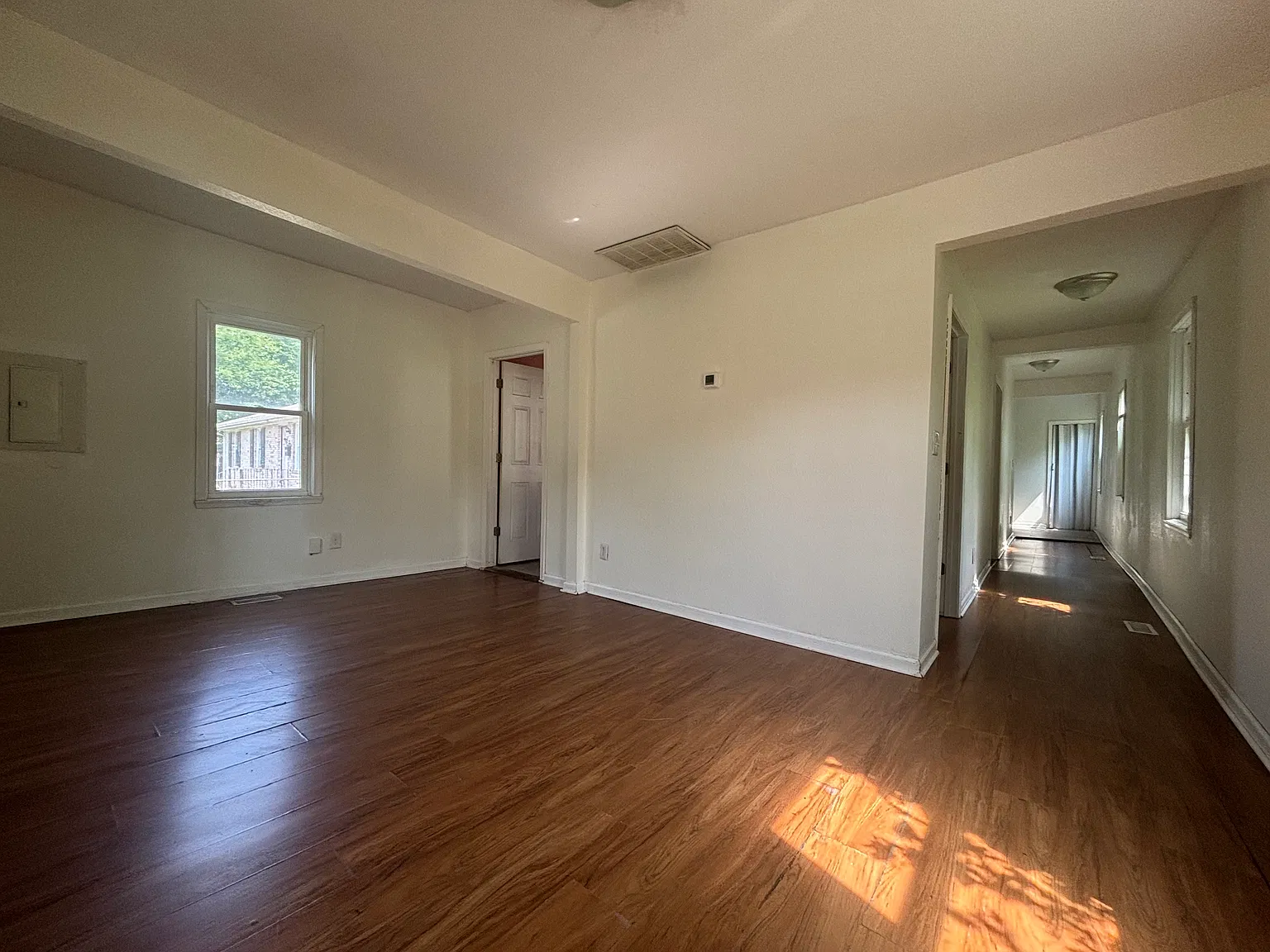 2 bed, 985 sqft, $1,485 — Photo 4