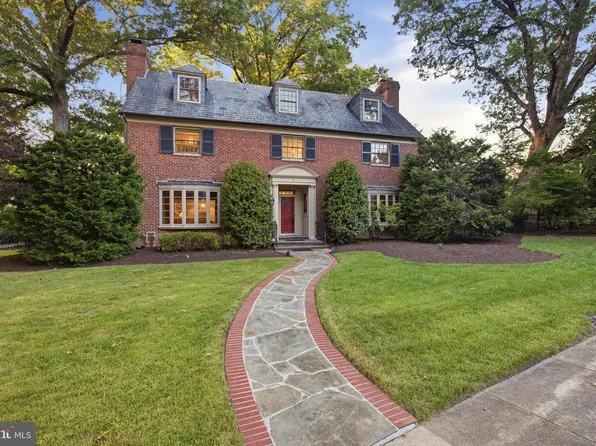 2 Bellemore Rd, Baltimore, MD 21210