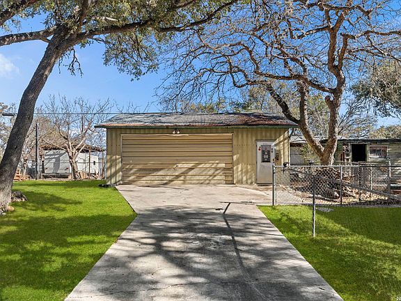 3rd image of 397 Ridgeview