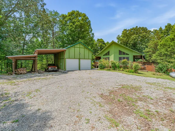 414 Shaddon Rd, Tellico Plains, TN 37385