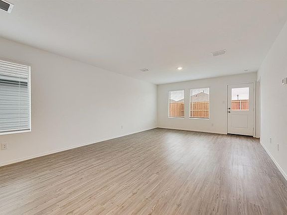 3rd image of 11707 Arkoma Way