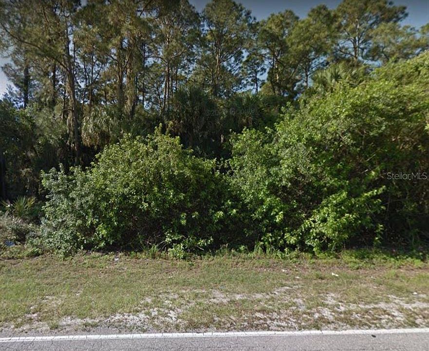 2nd image of 15403 Hillsborough Blvd