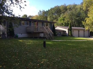 1711 Melody Ln, Two Rivers, WI 54241