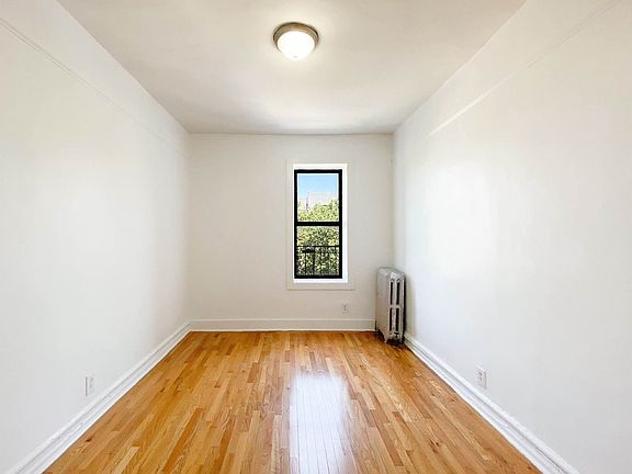 2nd image of 1026 President St APT 2B