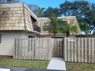 4075 Palm Bay Cir APT C, West Palm Beach, FL 33406