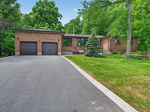 2nd image of 6 Wilmot St