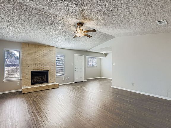 3rd image of 11807 Acorn Creek Trl