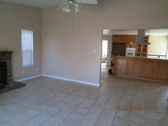 2nd image of 7639 Tierra East Way