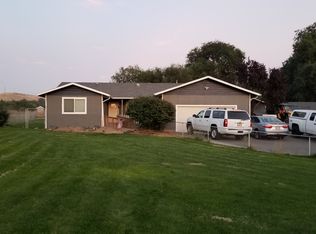 1181 E Selah Rd, Yakima, WA 98901