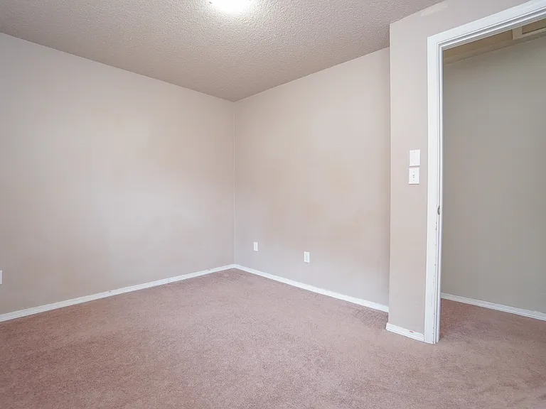 2208 S Owyhee St — Photo 18