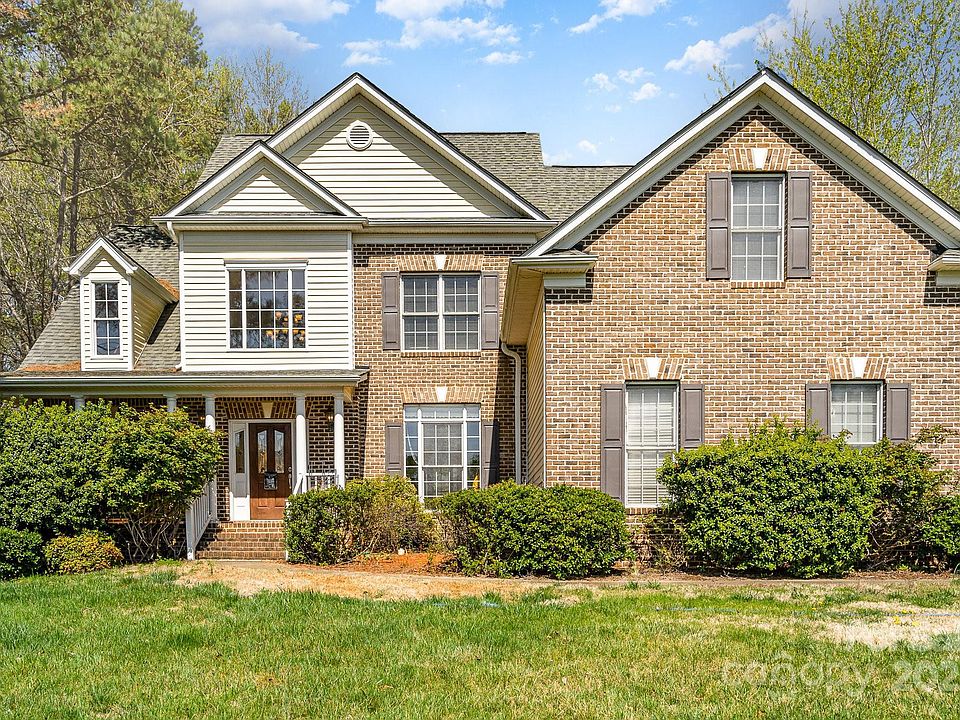 1st image of 8704 Dartmoor Pl