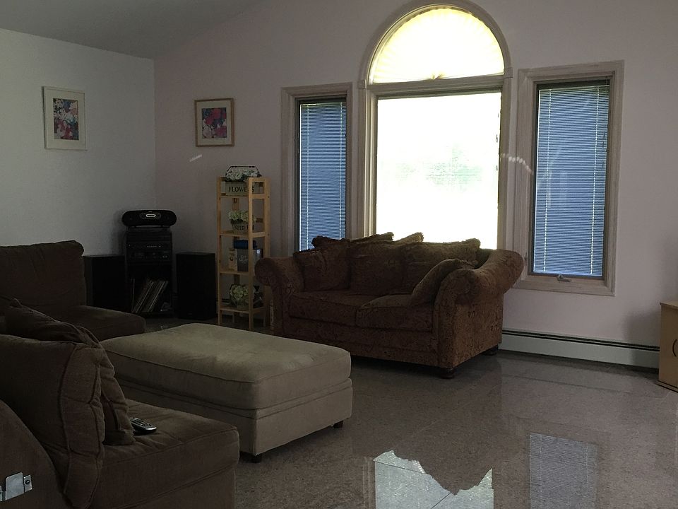 2nd image of 24 Palmer Dr