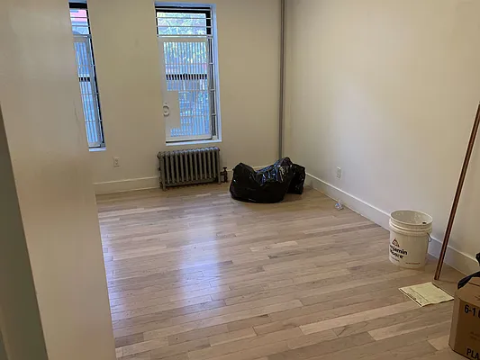 Rented by Premier One Realty LLC | media 8