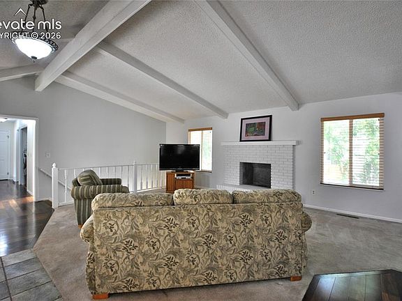 3rd image of 6129 Applewood Ridge Cir