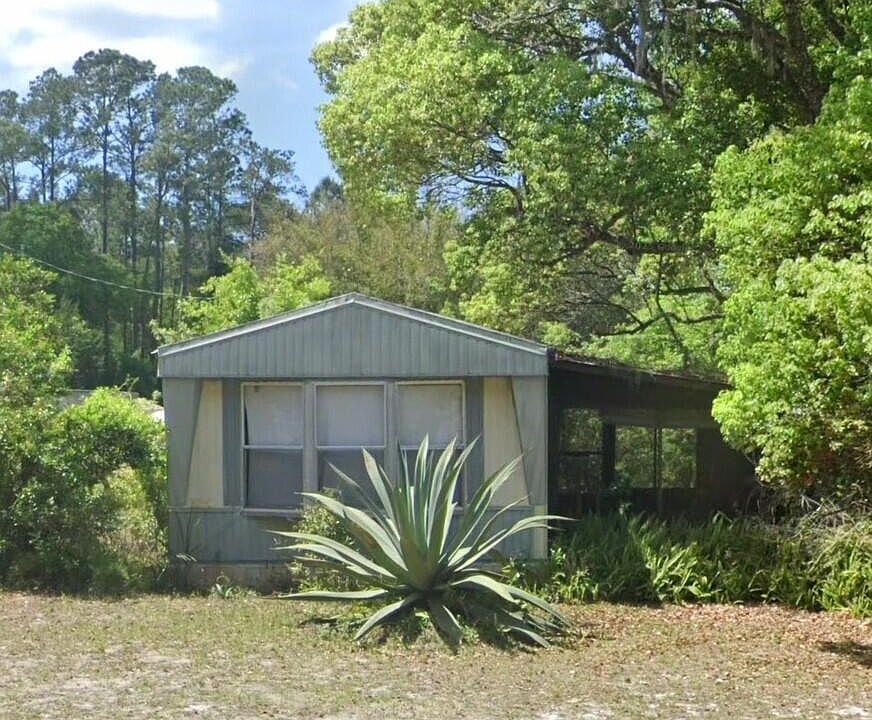 2nd image of 315 KEOWN Avenue