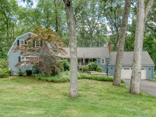 44 Applewood Lane, Glastonbury, CT 06033