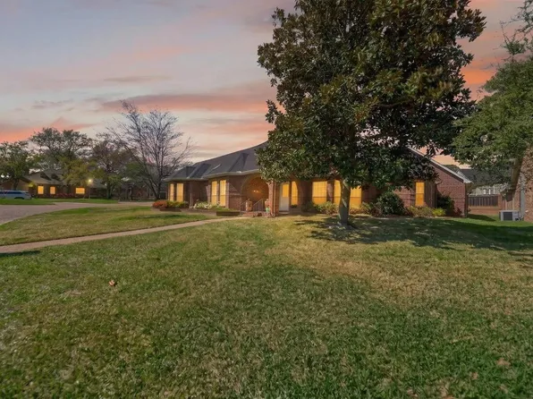 745 Fairmont Dr, Tyler, TX 75701