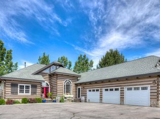 496 Arrow Point Ln, Hamilton, MT 59840