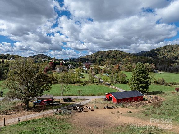 42nd image of 303 Johnson Farm Rd