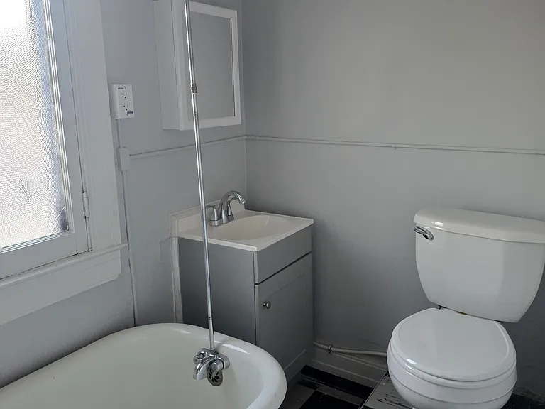 8127 Agnes St — Photo 15
