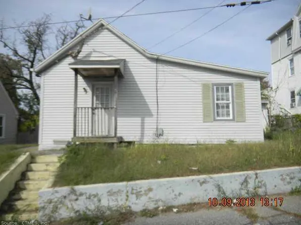 27 East St, Waterbury, CT 06705