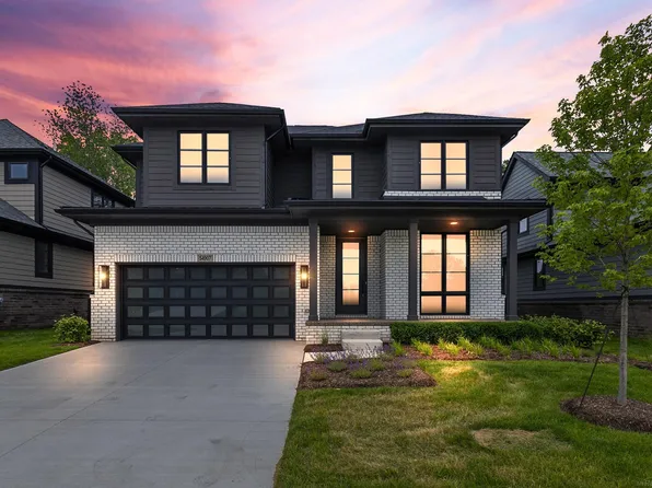 54833 Camden Ct, Shelby Township, MI 48316