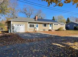 5 Homestead Cir, Hampton, NH 03842