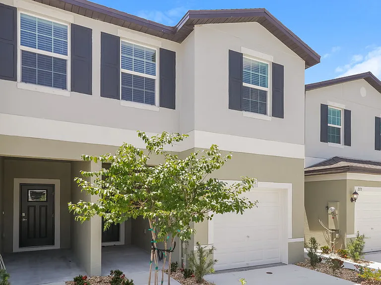 2149 Great Sapphire Ln — Photo 4