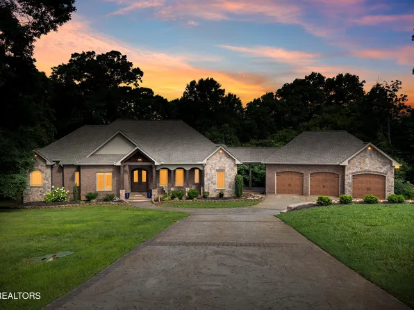 362 Parkwood Cir, Greenback, TN 37742