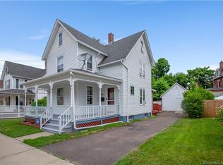 12 Oak St, Middletown, CT 06457