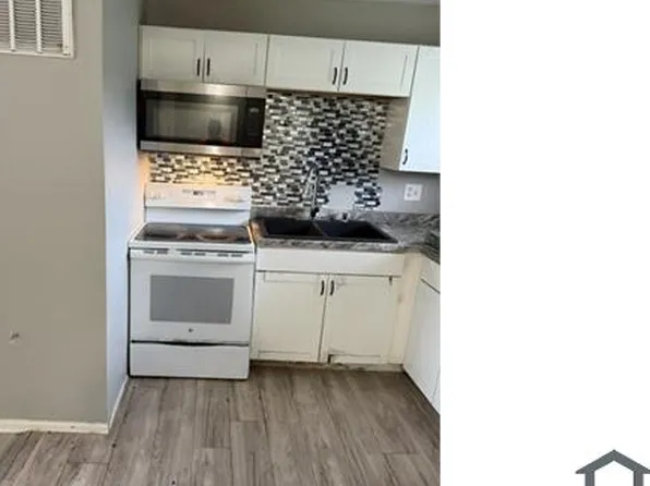 2403 Kings Cross Ct, Louisville, KY 40272
