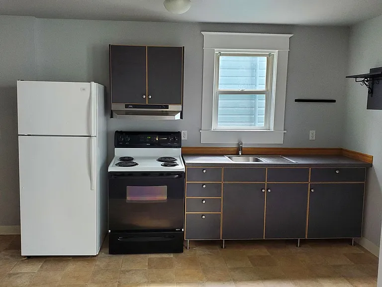1306 O Ave — Photo 9