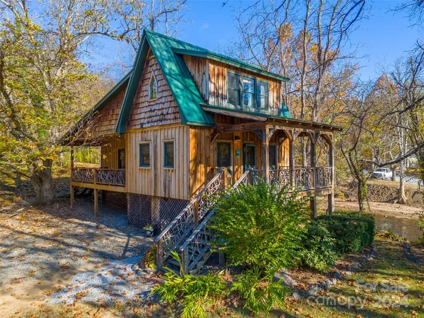 115 Young Dr #10 & 11, Sylva, NC 28779