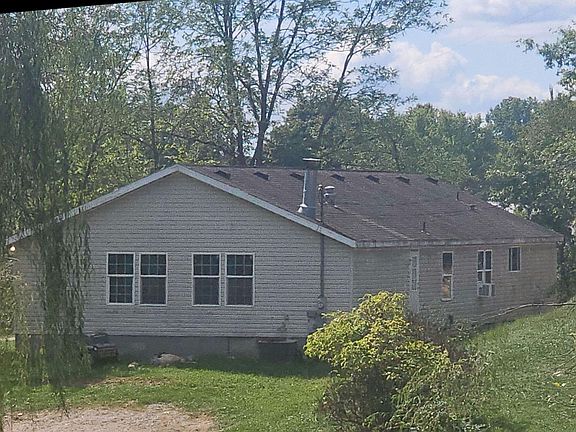 3rd image of 1134 Turkey Foot Rd