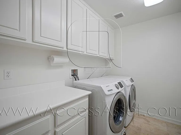 28929 Frankfort Ln — Photo 20