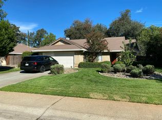2416 Castlewood Dr, Redding, CA 96002