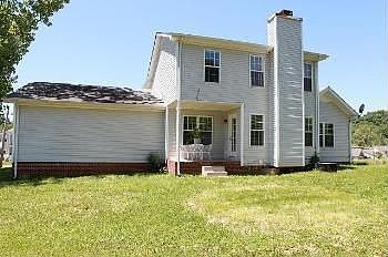 3rd image of 3341 Clearwater Dr