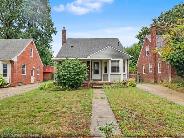 8242 Riverdale St, Dearborn Heights, MI 48127
