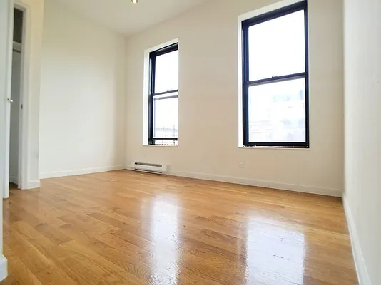 Rented by Compass | media 12