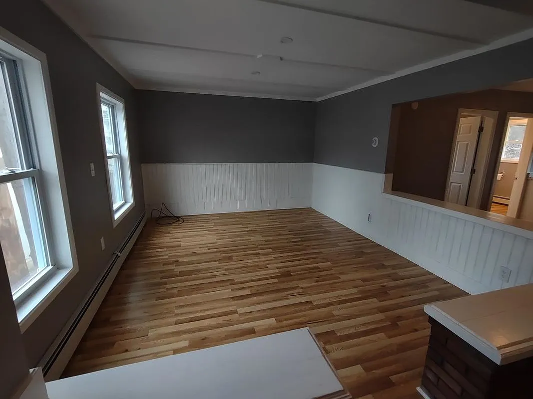 3 bed, 1.0 bath, 7308 sqft, $2,000 — Photo 4