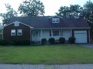 21 Crestway Rd, New Fairfield, CT 06812