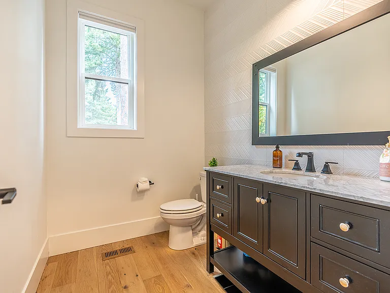16713 SE 2nd Pl — Photo 35