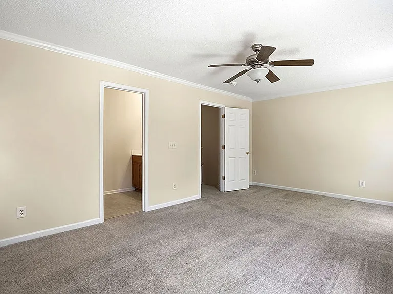 101 Fanwood Ct — Photo 17