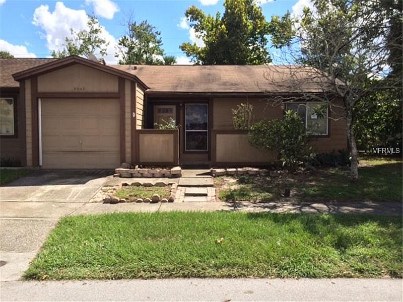 1st image of 5942 Sagunto St