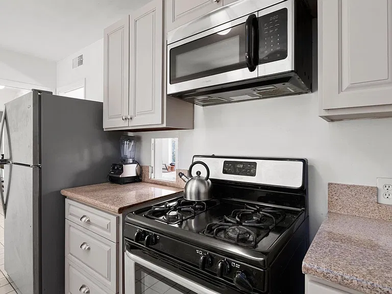 2294 Mountain Oak Dr — Photo 14