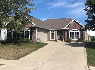 210 Allen Ln, New Whiteland, IN